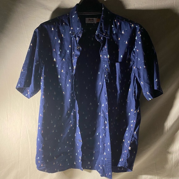 Casual Button Down Boat Design Short Sleeve Shirt - Picture 4 of 5